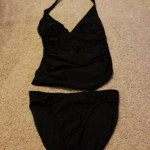 Shape FX like new slimming black halter tankini